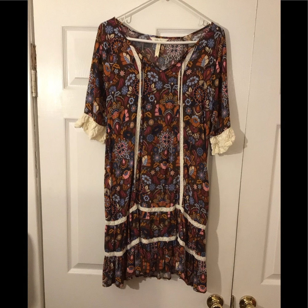 Matilda Jane medium casual dress ruffle accents.